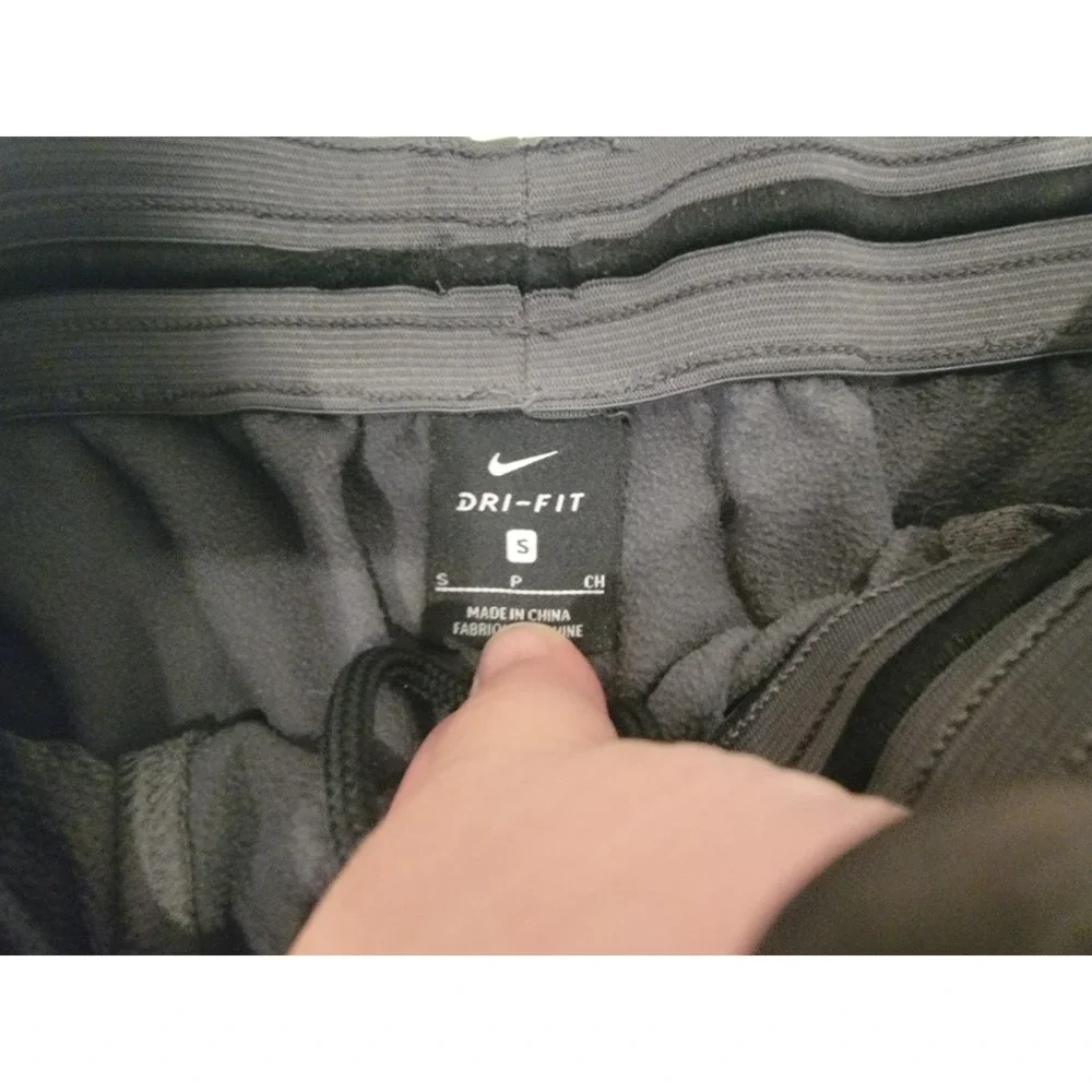 Nike Swoosh Dri-Fit Joggers Fleece Lined Sweatpants Elastic Waist Cuffs Gray S‎